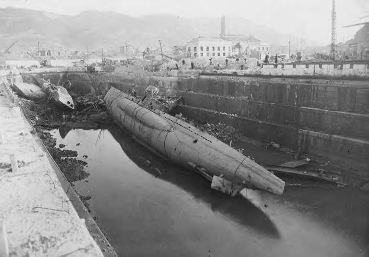 Varios uboote destruidos en el dique seco de Toulon en 1944.