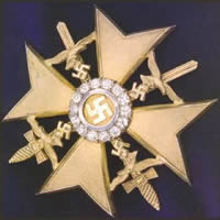 Cruz de España en Oro con Espadas y Diamantes